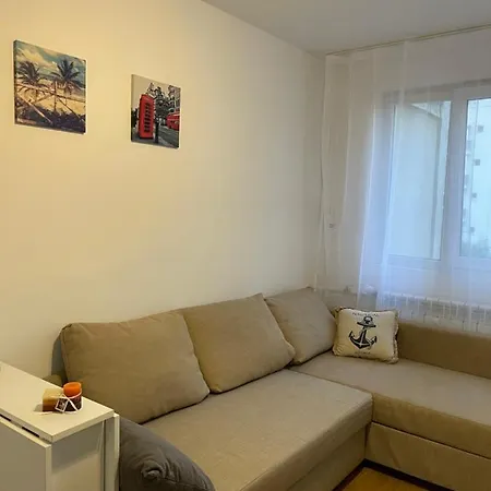 Zeus Apartament Close To Presidencial Palace