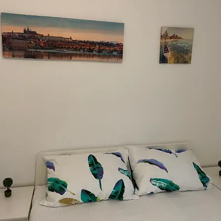 Zeus Apartament Close To Presidencial Palace *