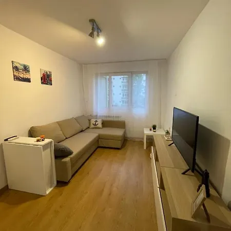 Apartment Zeus Apartament Close To Presidencial Palace
