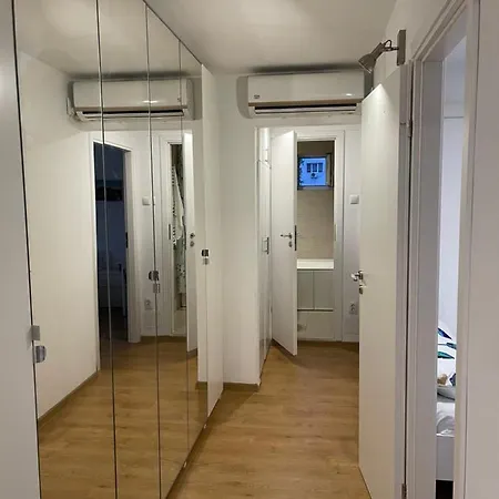 Zeus Apartament Close To Presidencial Palace Bucharest